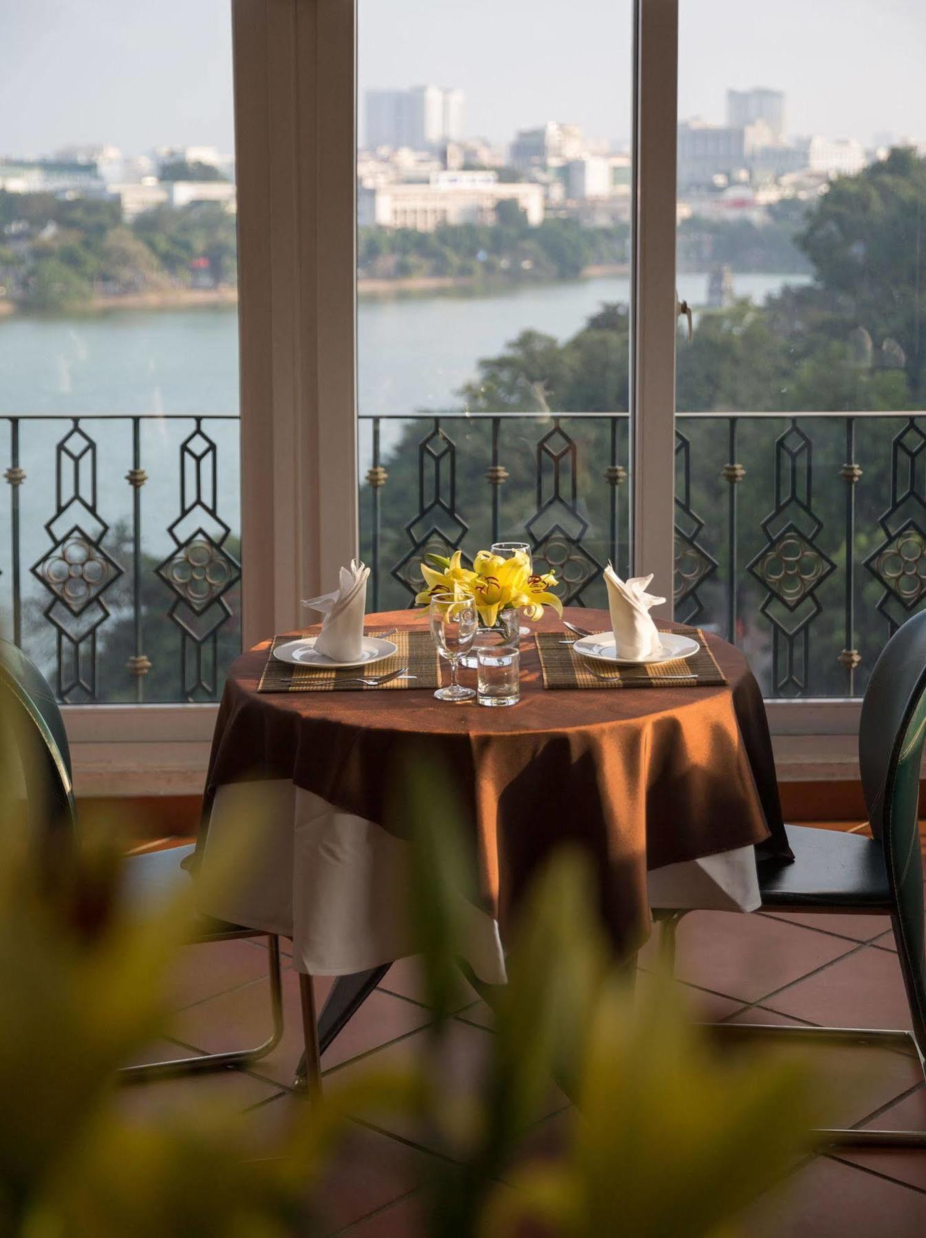 Lakeside Palace Hotel Hanoi Luaran gambar